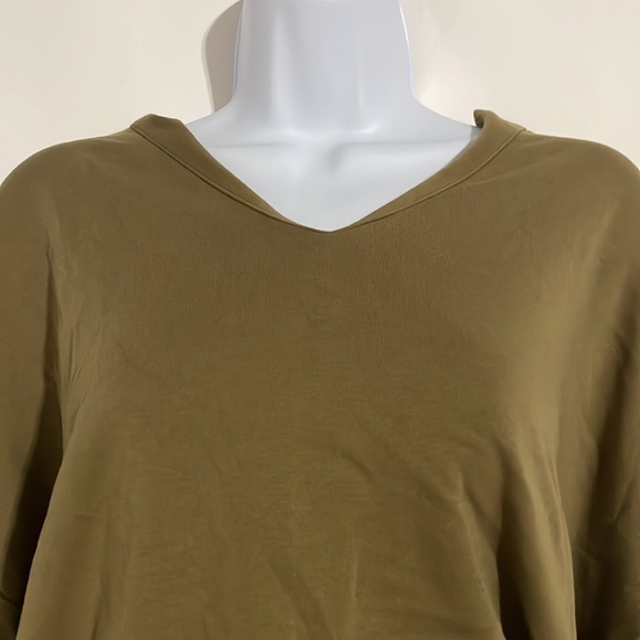 Prologue Tunic Blouse! - Picture 3 of 4